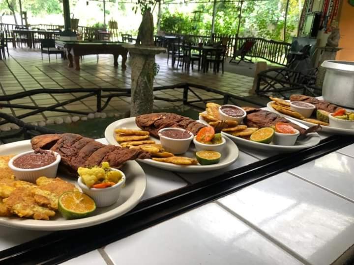 Casona Tica Linda Hotel Sarapiquí Екстериор снимка
